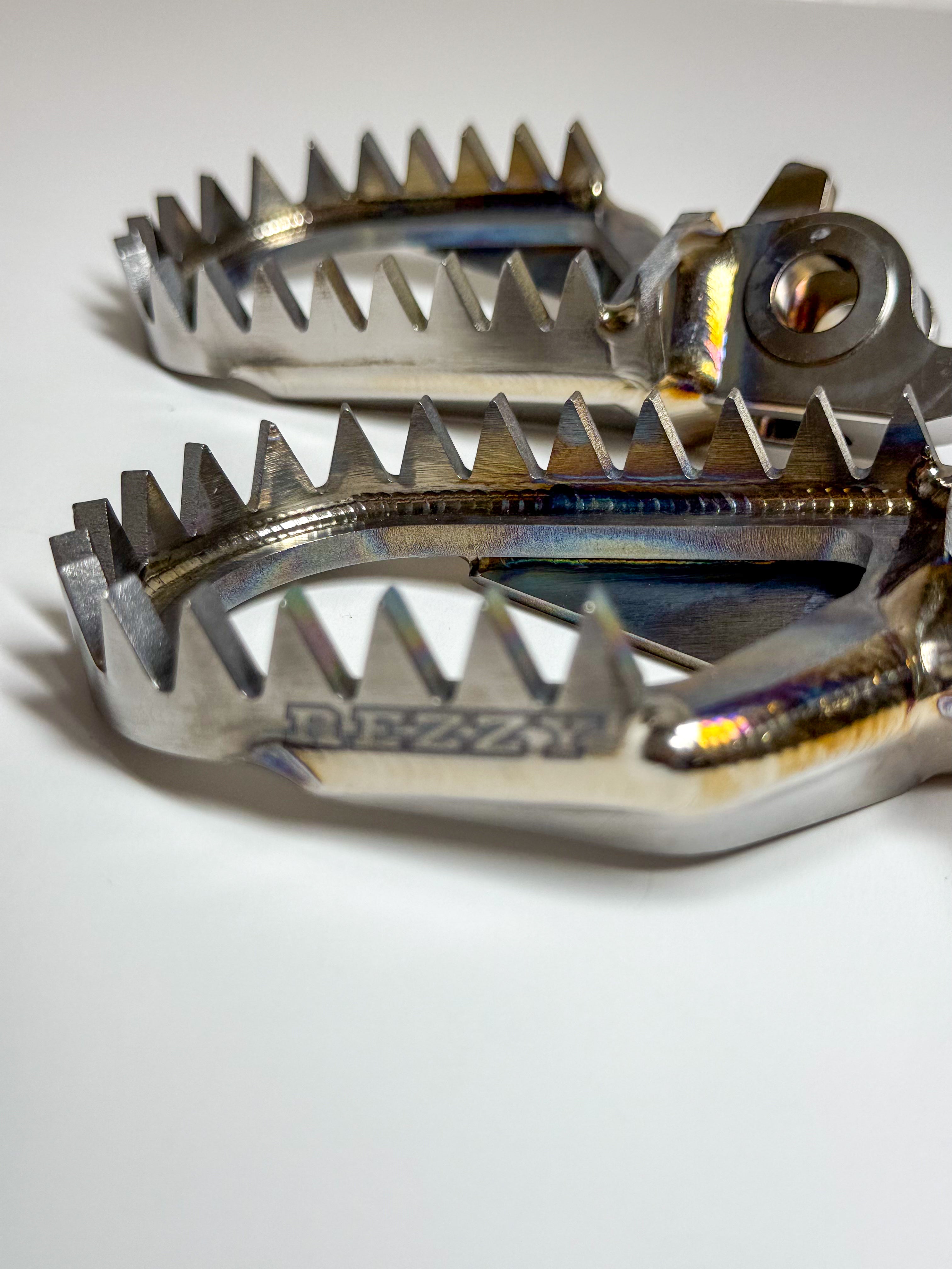 Titanium Dirt Bike Foot Pegs- Honda Pro